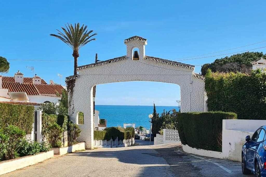 Cala Beach House Duplex Vistas Mar Piscina Parking Ла Кала де Михас Екстериор снимка
